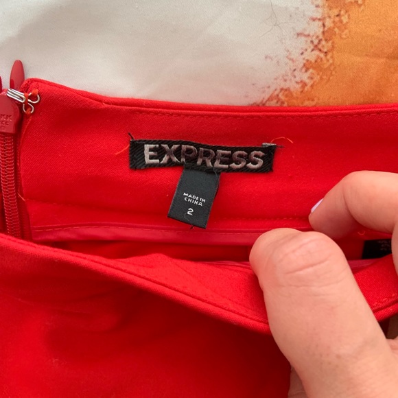 Express Red Shorts - Picture 2 of 3
